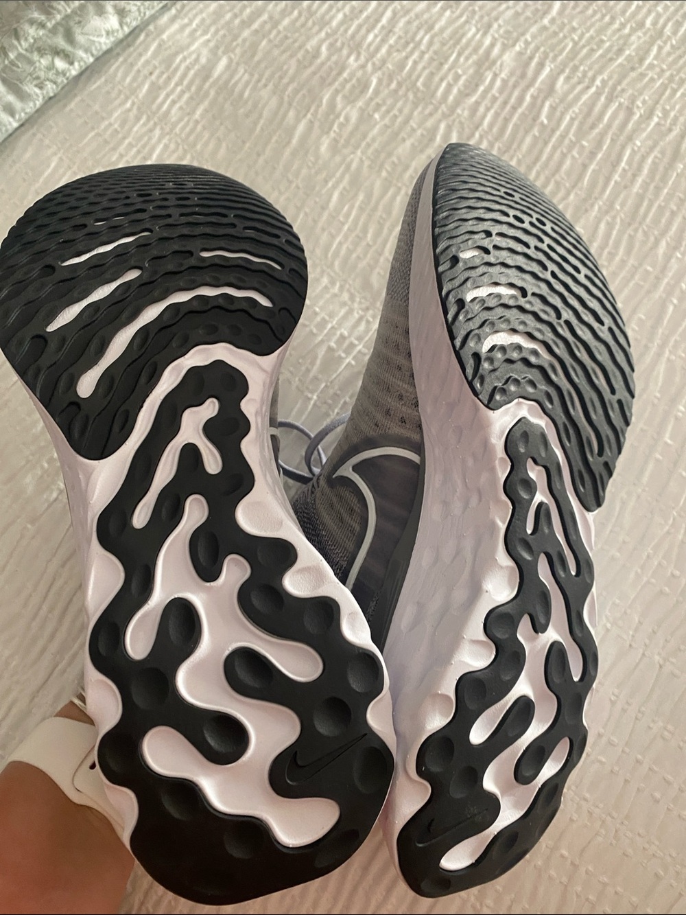 Nike React NWOT - Picture 5 of 6